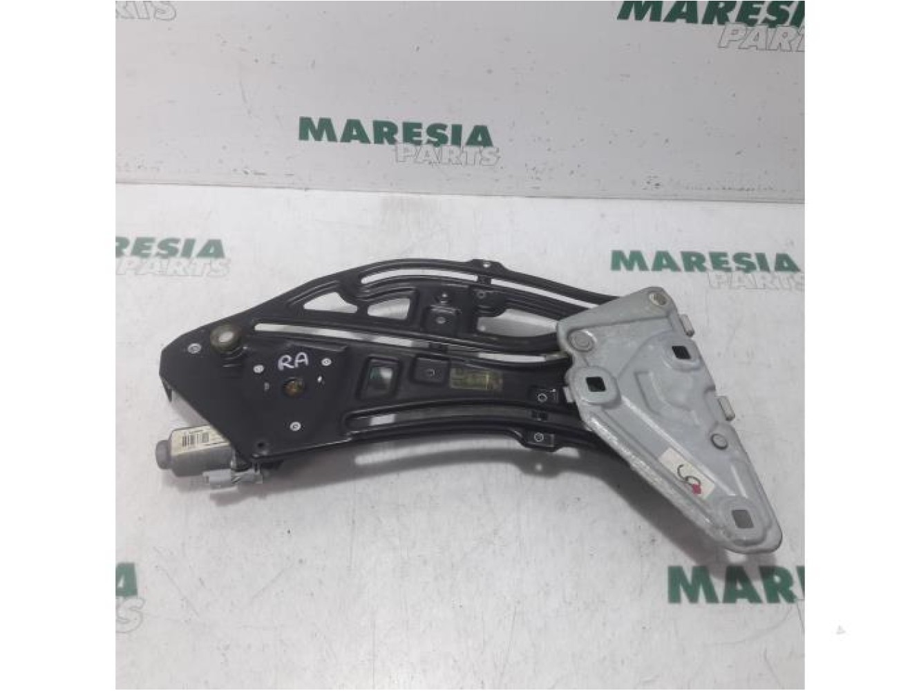 Peugeot - 207 - Rear window mechanism 2-door, right