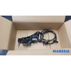 Peugeot - 207 - Convertible lock