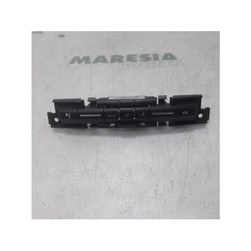 Citroen - DS3 - Multi-media control unit