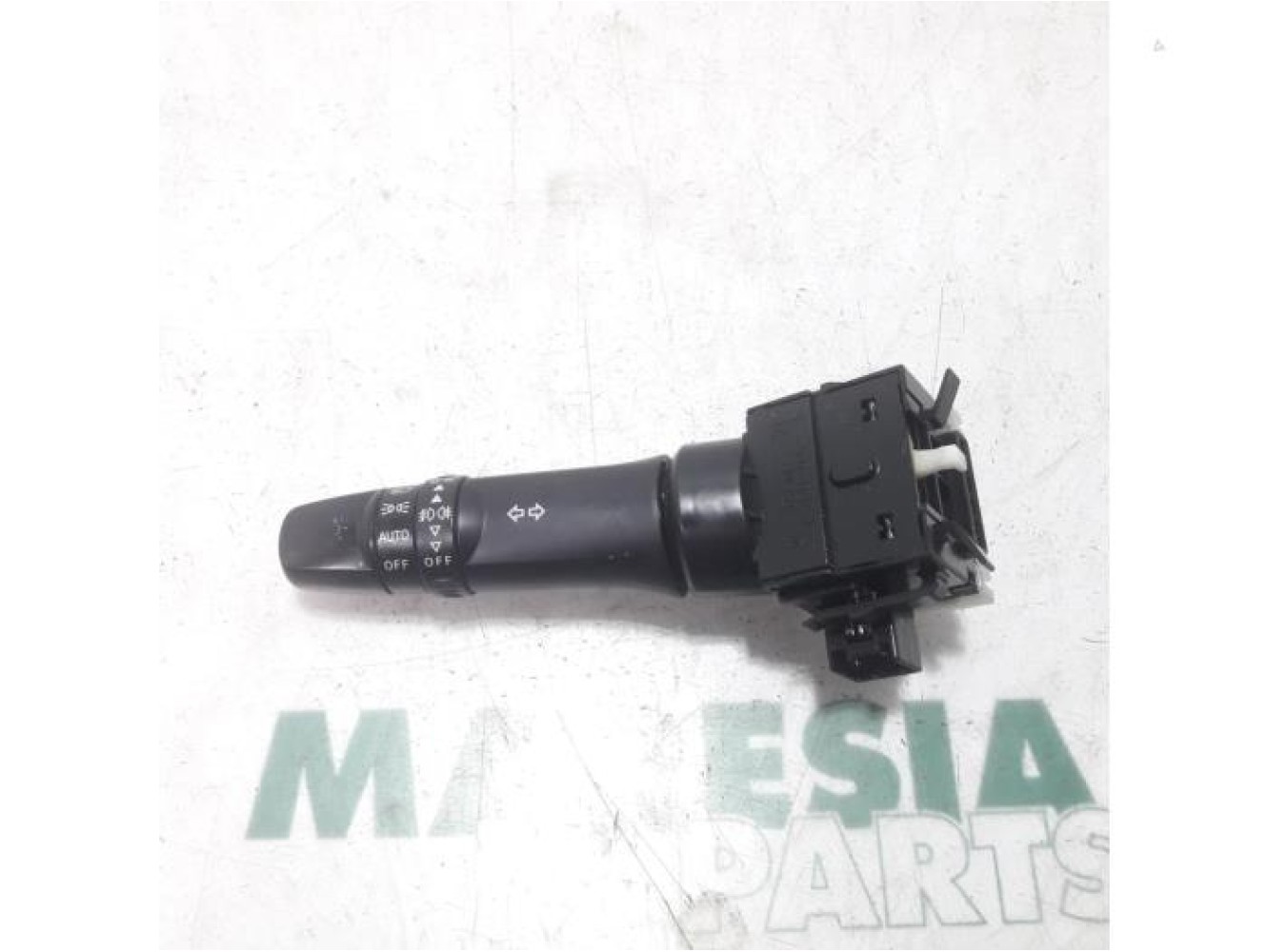Citroen - C-Crosser - Indicator switch