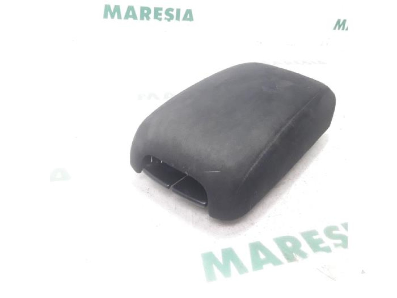 Citroen - C-Crosser - Armrest