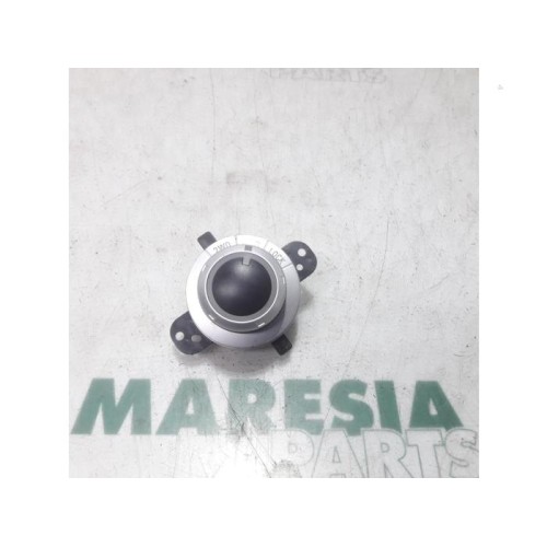 Citroen - C-Crosser - Switch