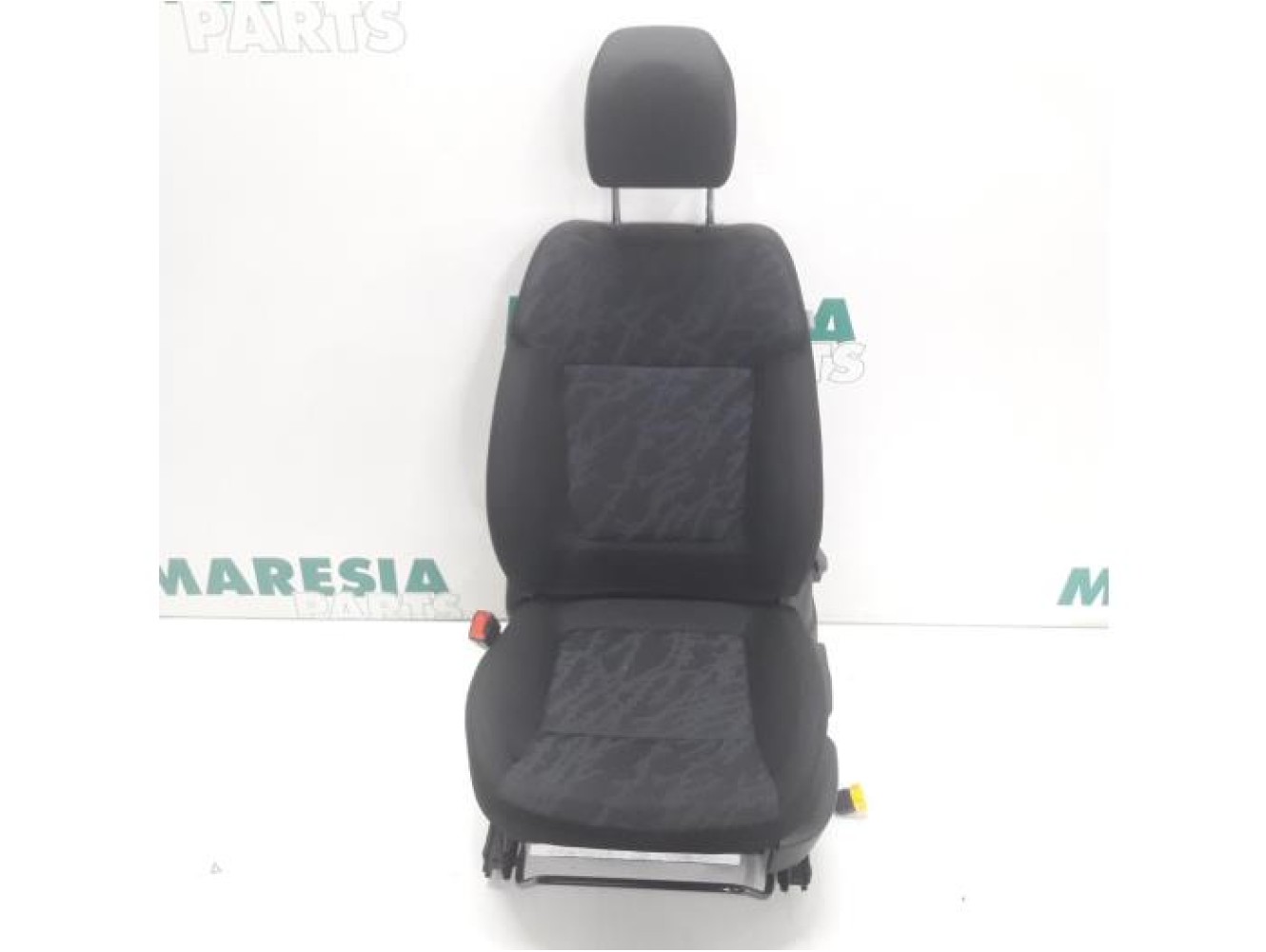 Peugeot - 3008 - Sitz links