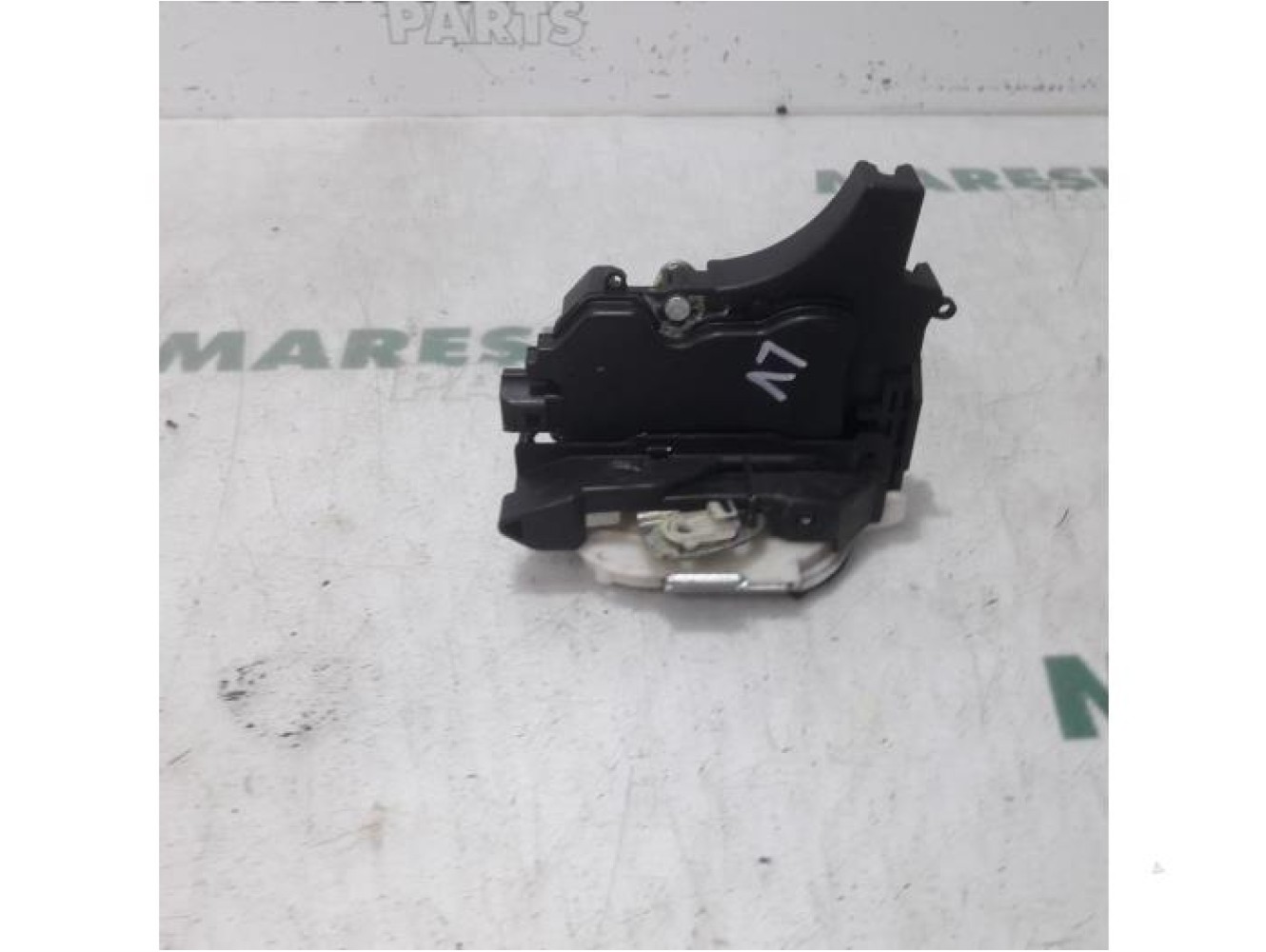 Citroen - C-Crosser - Door lock mechanism 4-door, front left