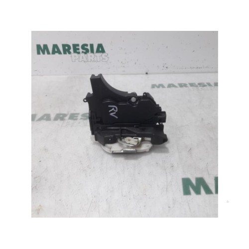 Citroen - C-Crosser - Front door lock mechanism 4-door, right