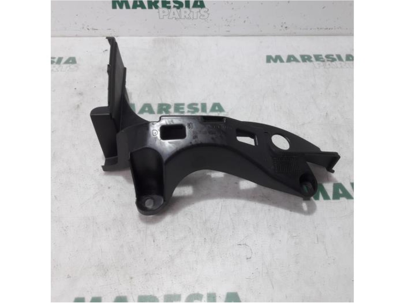 Peugeot - 3008 - Rear bumper frame