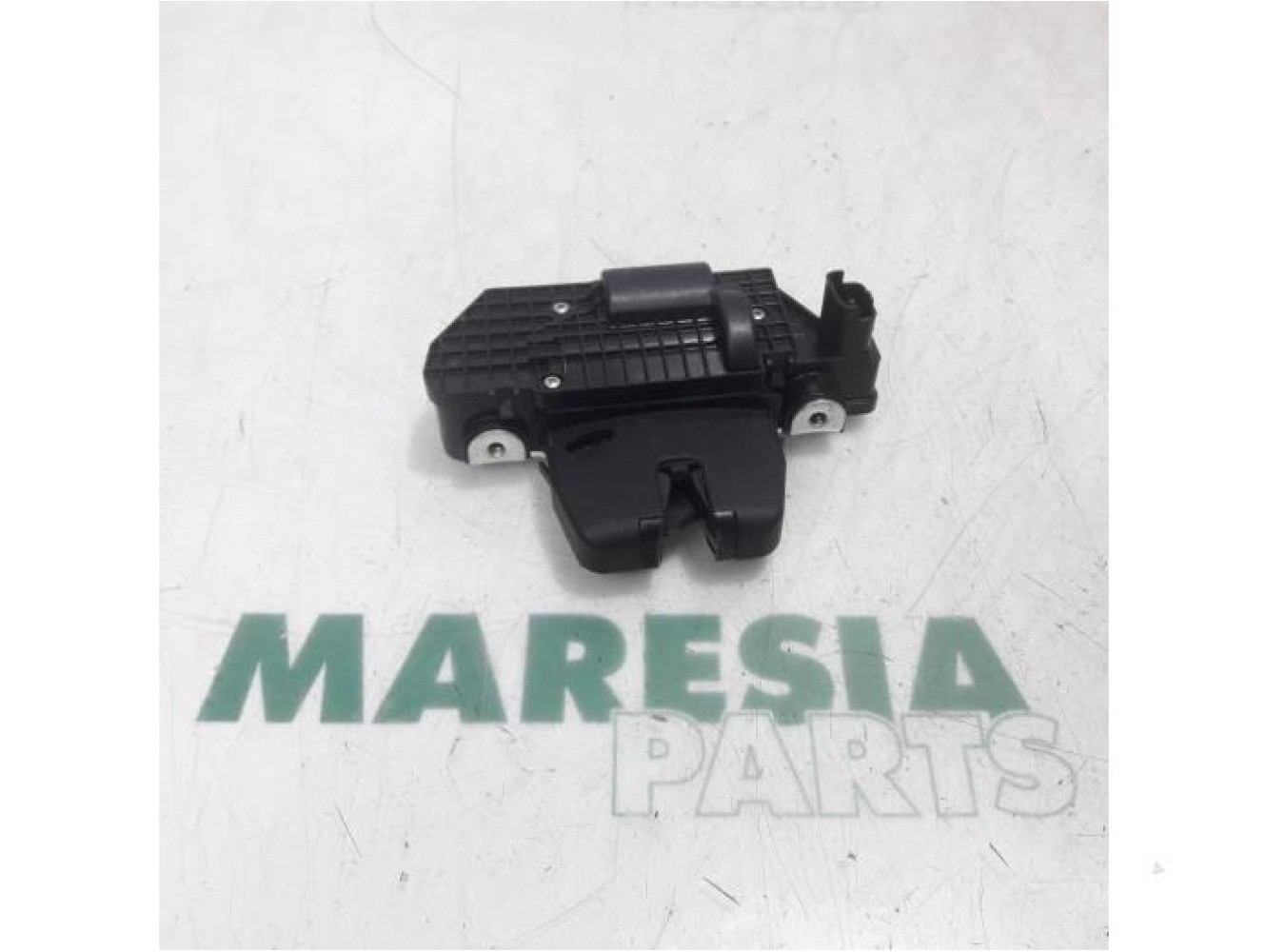 Peugeot - 3008 - Tailgate lock mechanism