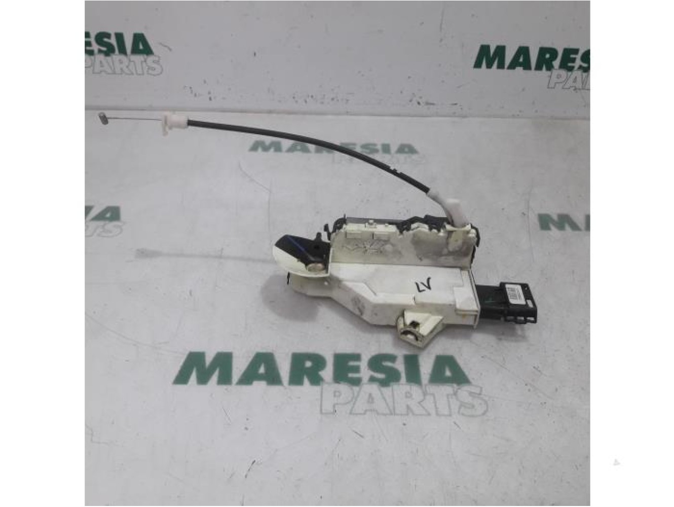 Peugeot - 3008 - Door lock mechanism 4-door, front left