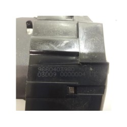 Citroen - C3 Picasso - Tailgate lock mechanism