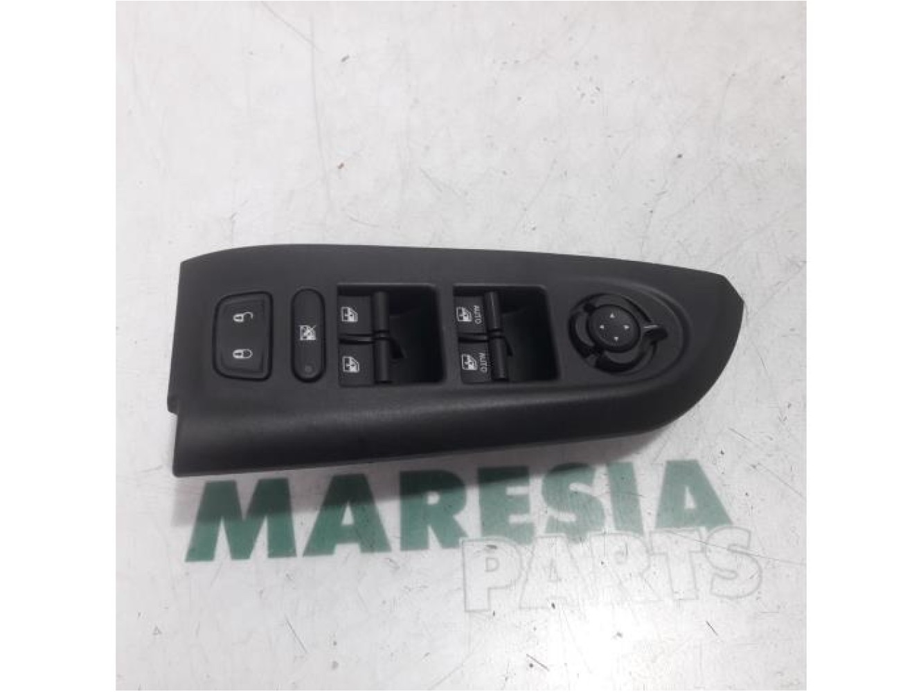 Fiat - 500X - Multi-functional window switch