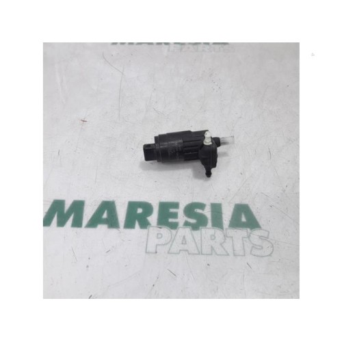 Fiat - 500X - Windscreen washer pump