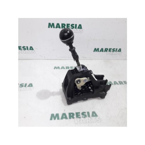 Fiat - 500X - Gear stick