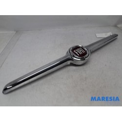 Fiat - 500X - Grille