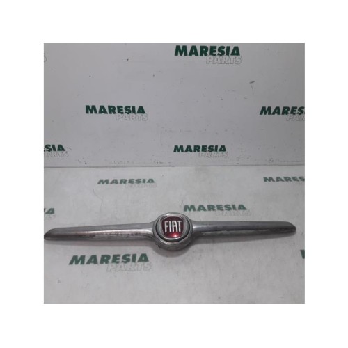 Fiat - 500X - Grill