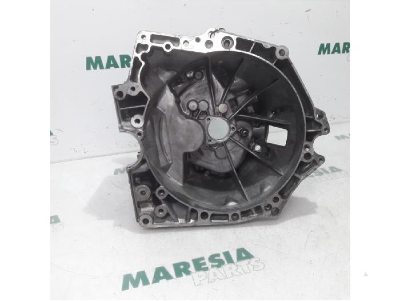 Peugeot - Expert - Gearbox casing