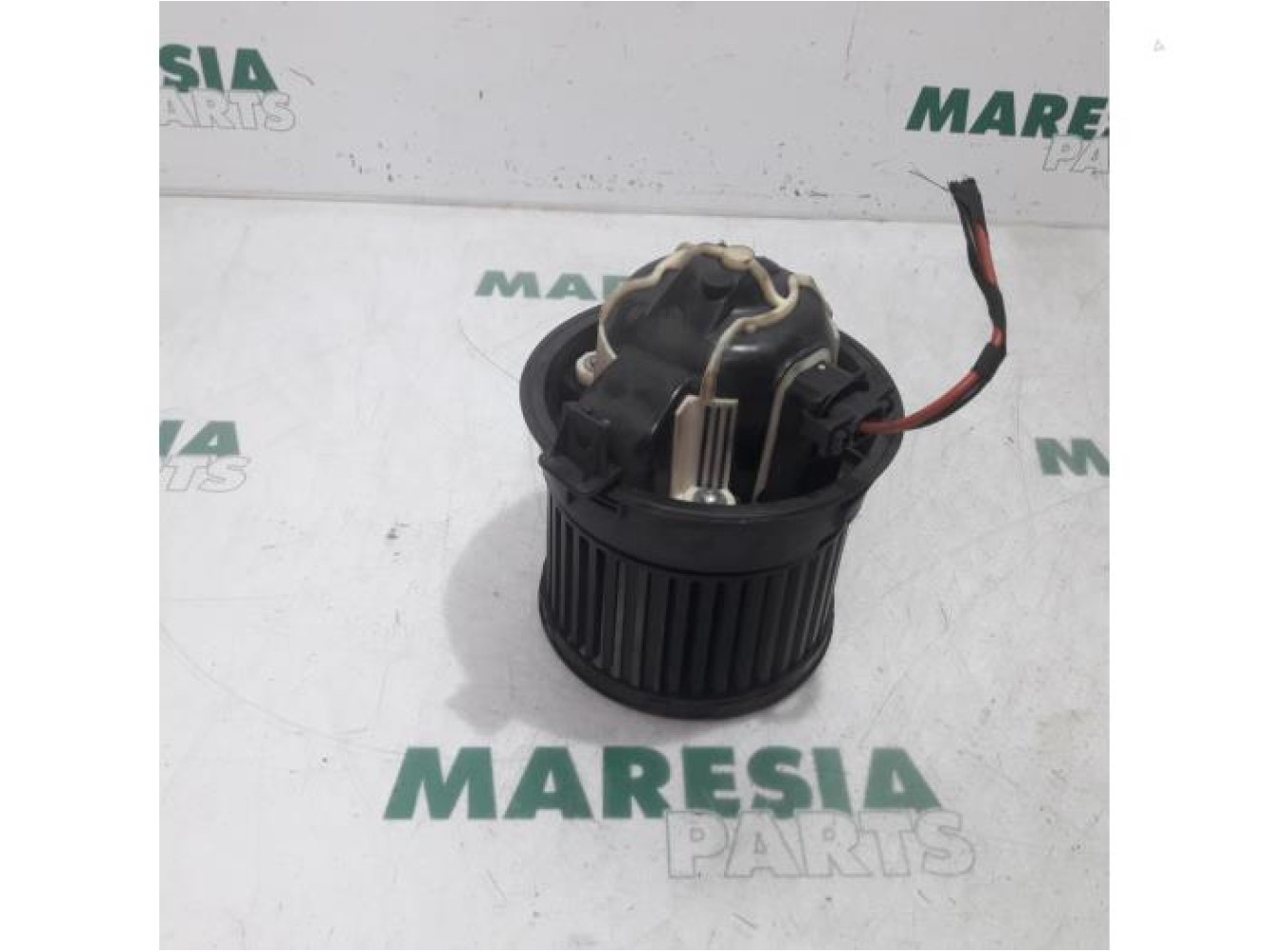 Citroen - C3 Picasso - Heating and ventilation fan motor