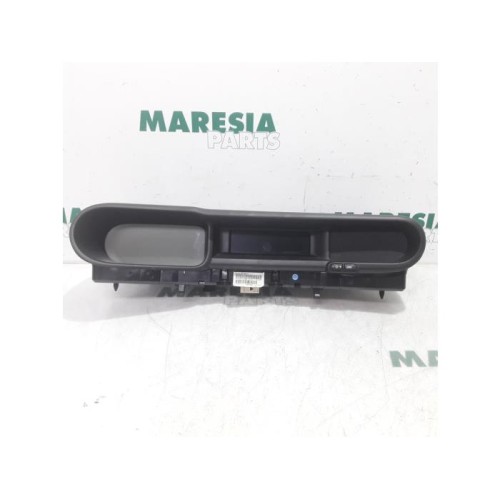 Citroen - C3 Picasso - Instrument panel