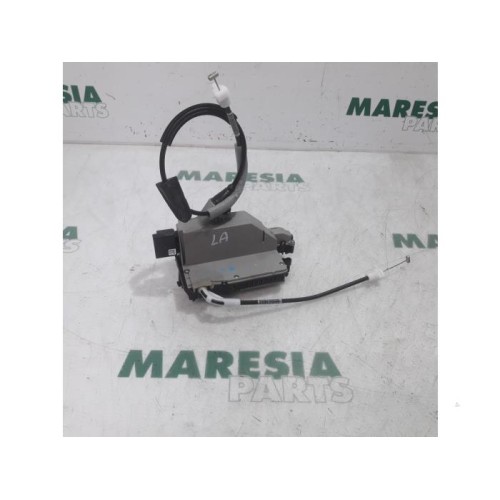Peugeot - 2008 - Rear door lock mechanism 4-door, left