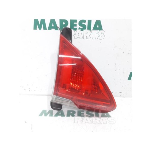 Peugeot - 2008 - Achterlicht links