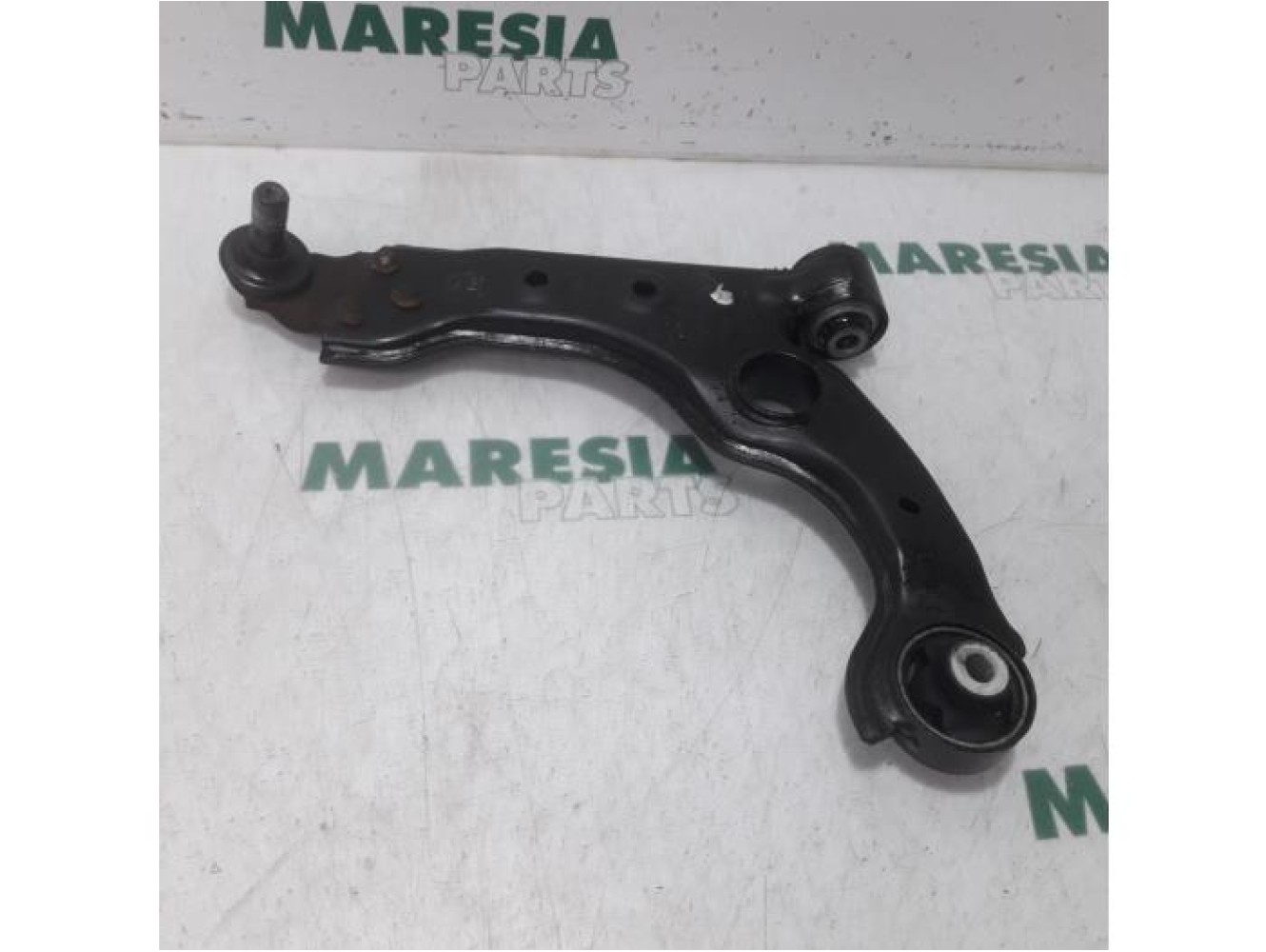 Alfa Romeo - Giulietta - Querlenker unten links vorne