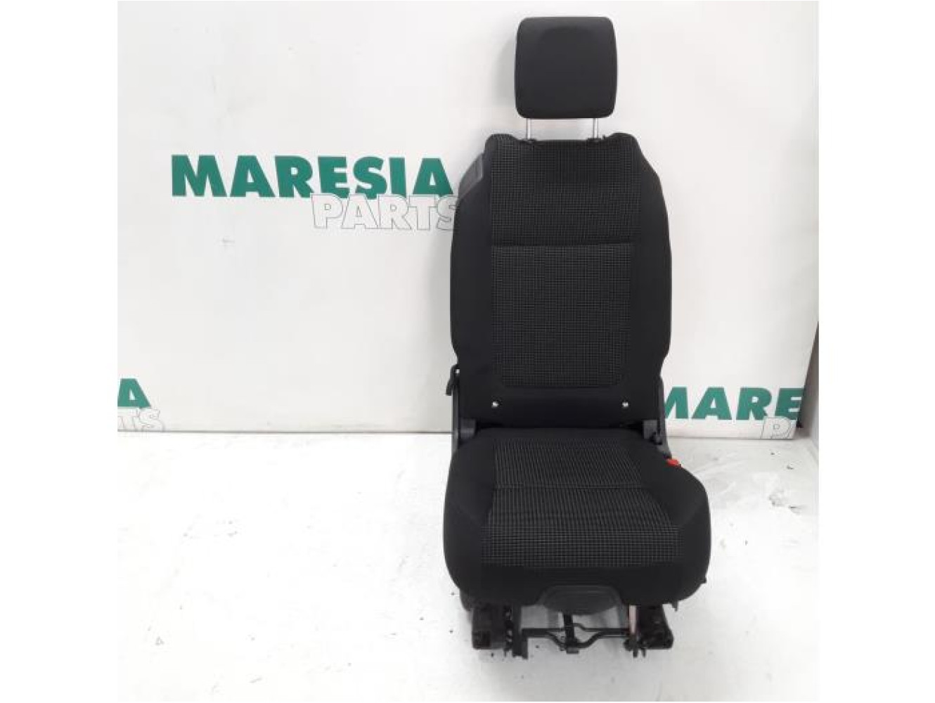 Peugeot - 5008 - Rear seat