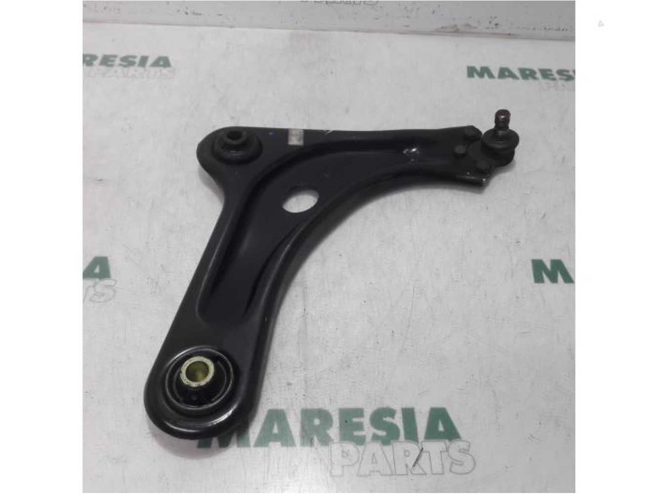 Peugeot - 208 - Front lower wishbone, right