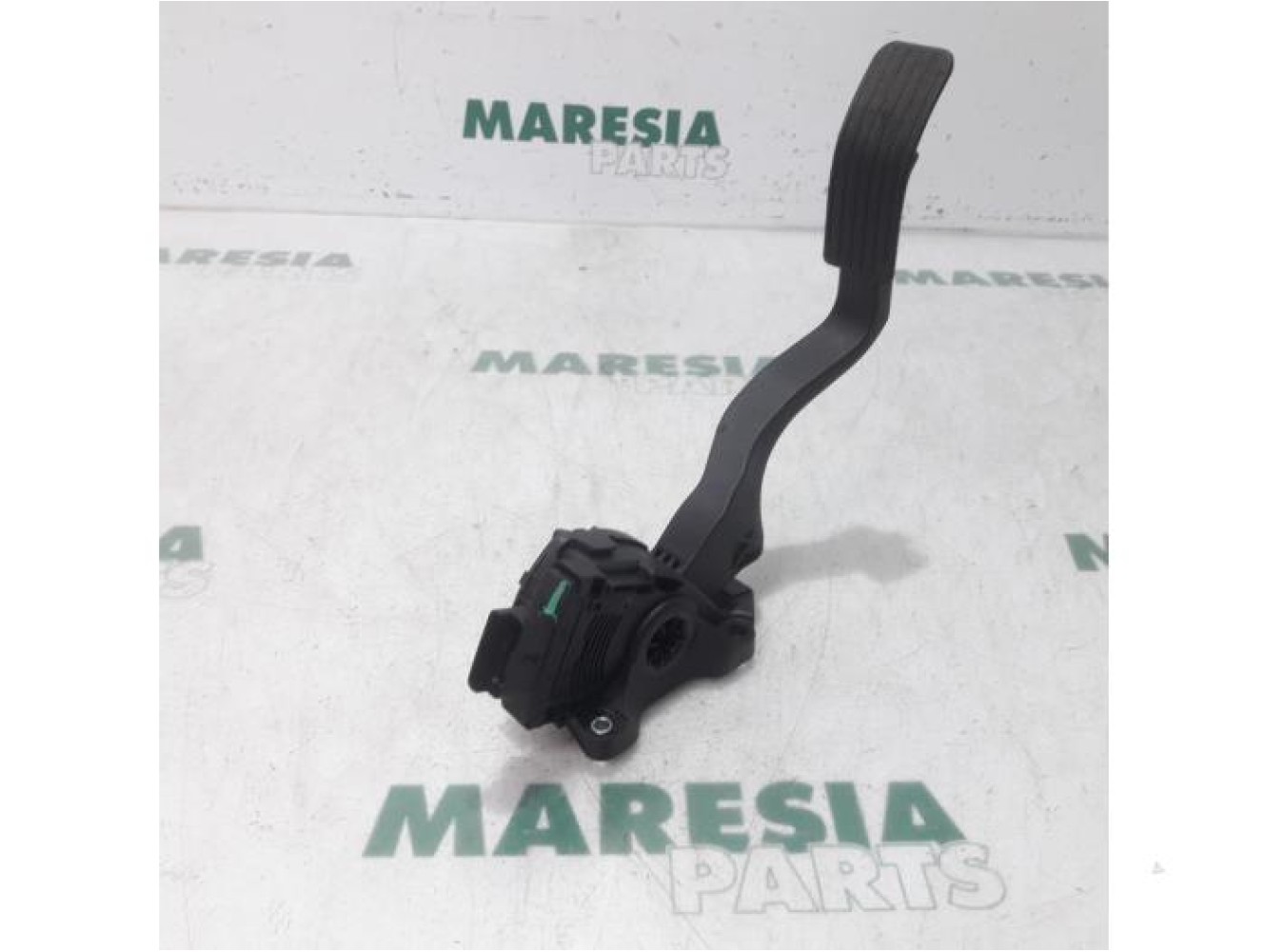 Peugeot - 208 - Gaspedalposition Sensor