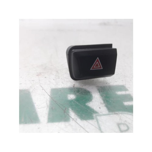 Peugeot - 208 - Panic lighting switch