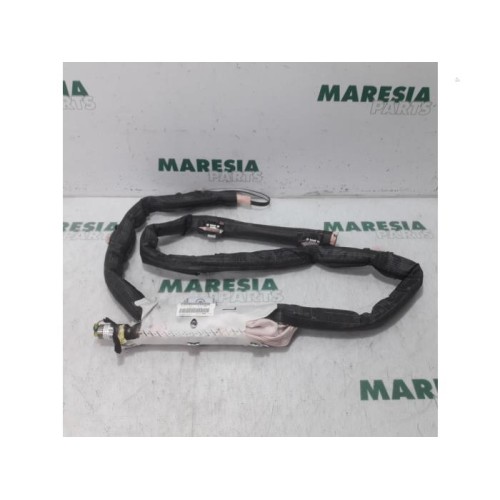 Peugeot - 5008 - Airbag hemel links