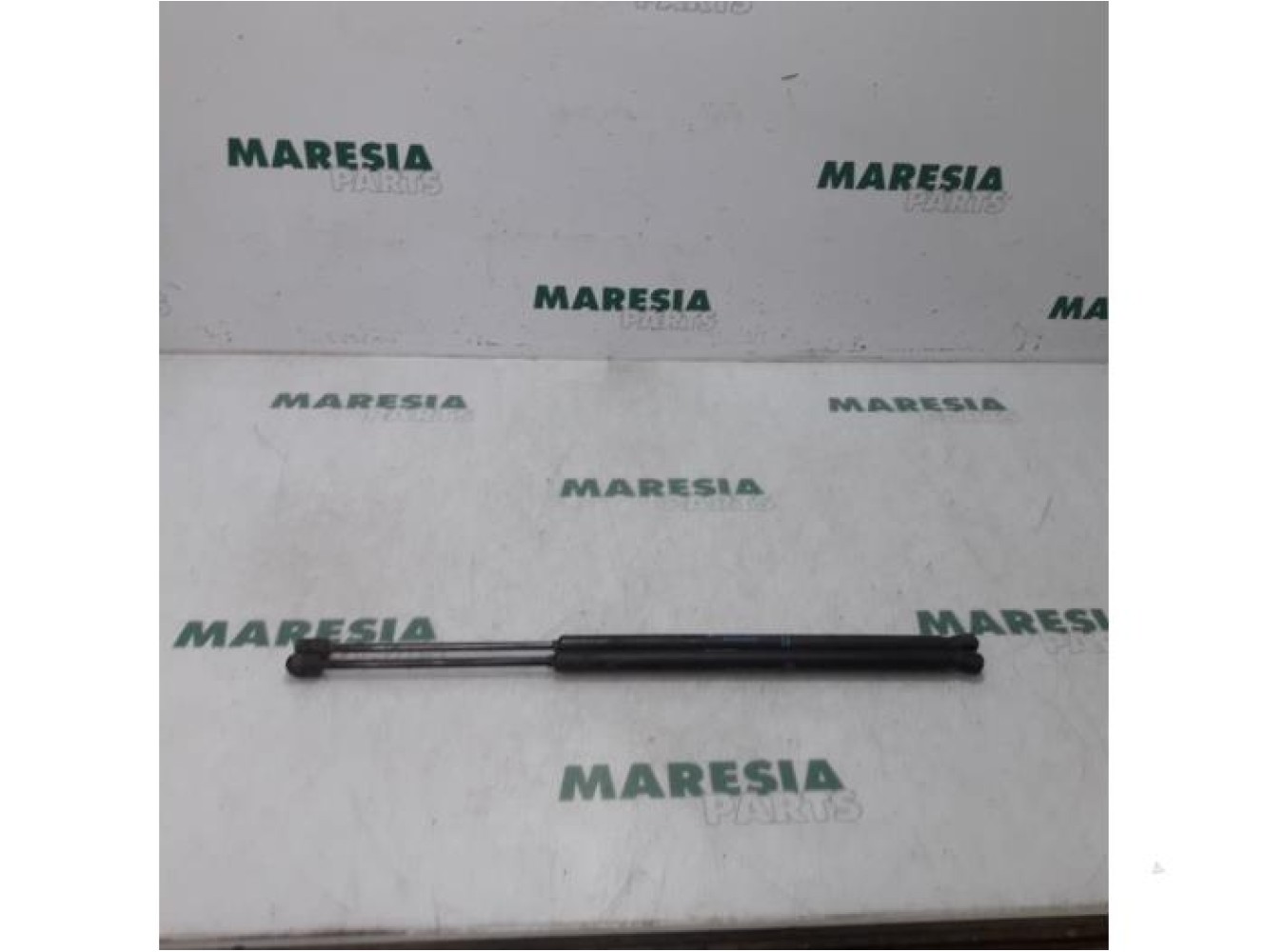 Citroen - C4 Picasso - Set of tailgate gas struts