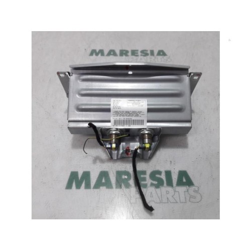 Citroen - C4 Picasso - Right airbag (dashboard)