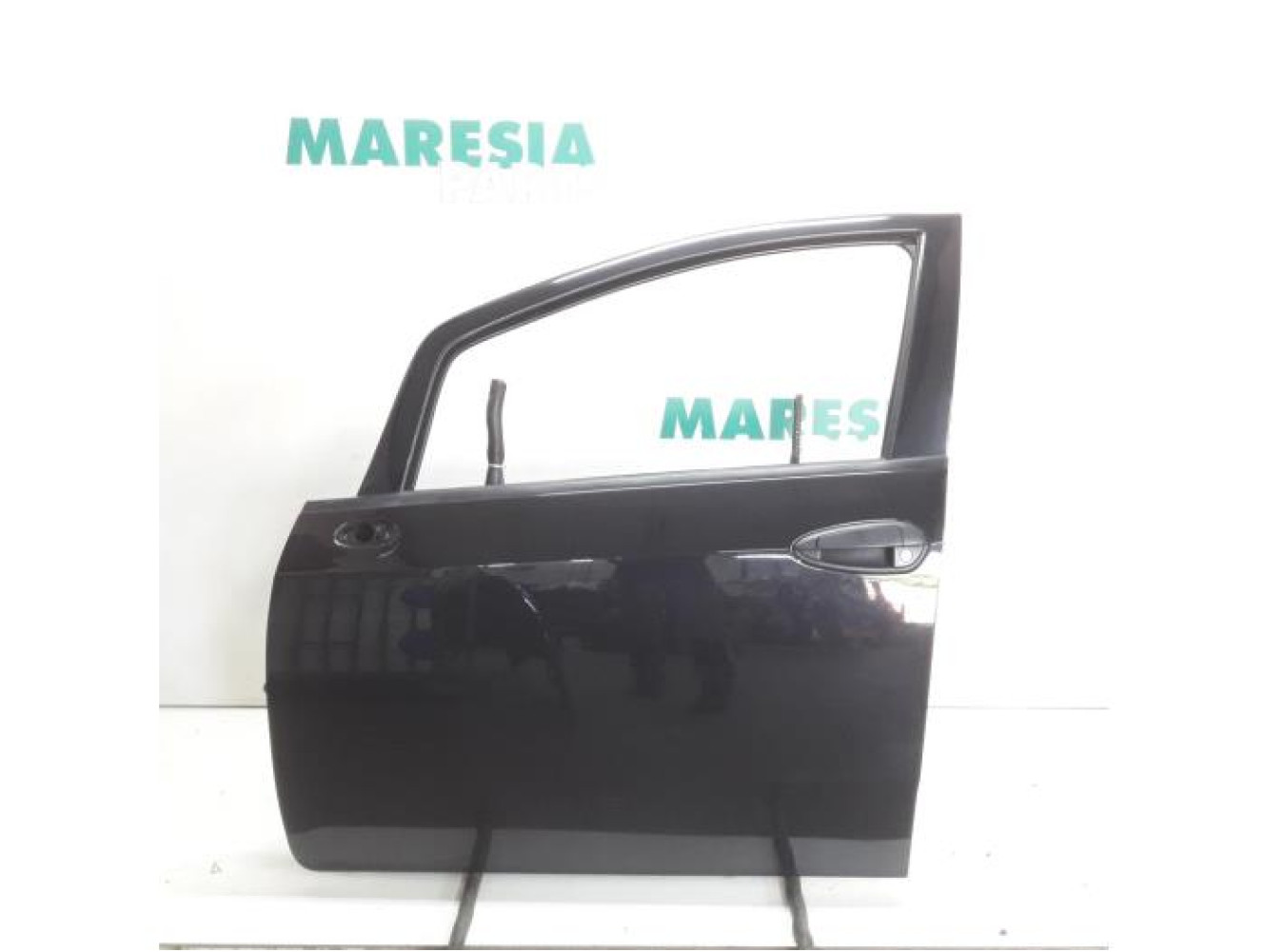 Fiat - Punto - Tür 4-türig links vorne