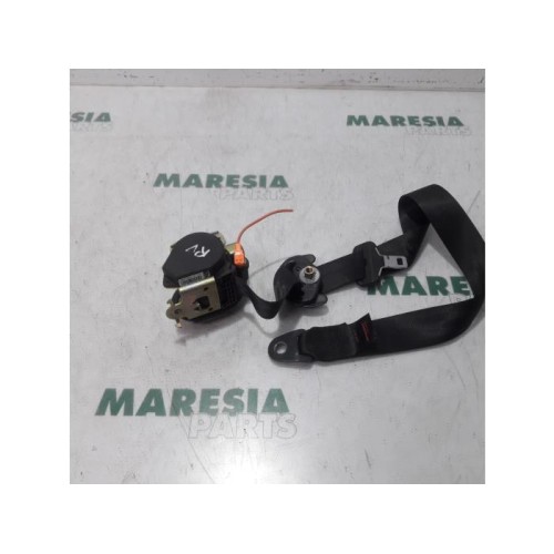 Citroen - C4 - Front seatbelt, right