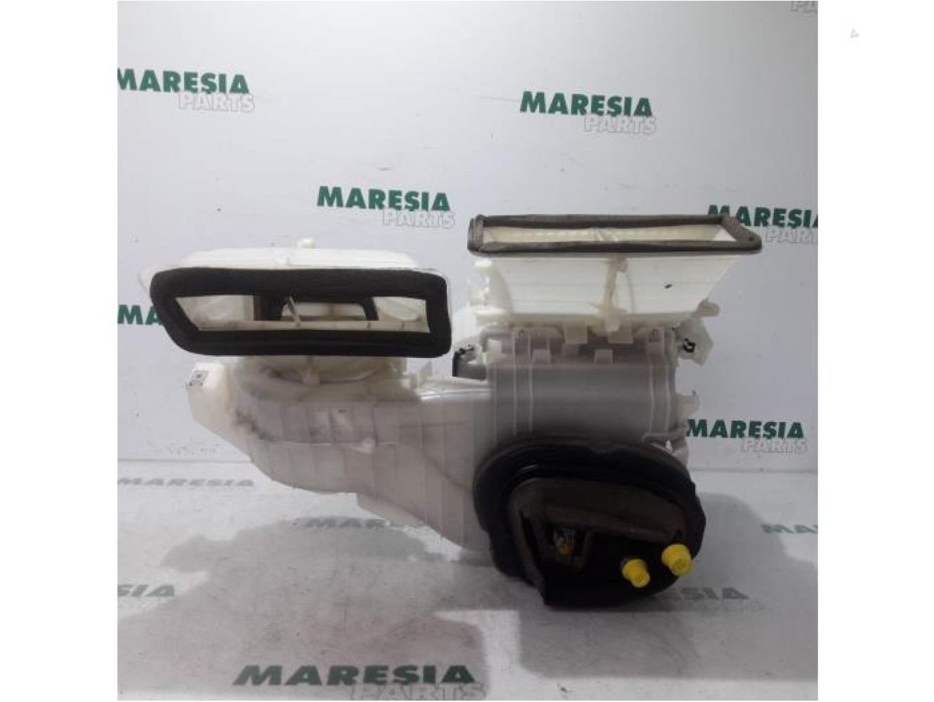 Fiat - Punto - Heater housing