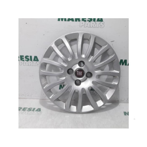 Fiat - Punto - Radkappe