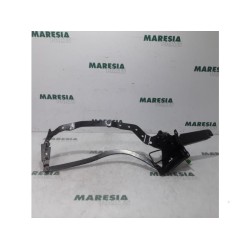 Peugeot - 206 - Convertible top hinge