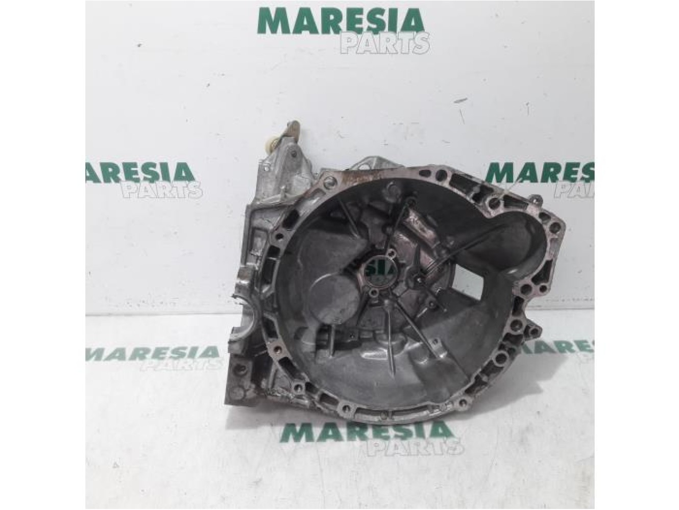 Peugeot - 407 - Gearbox casing