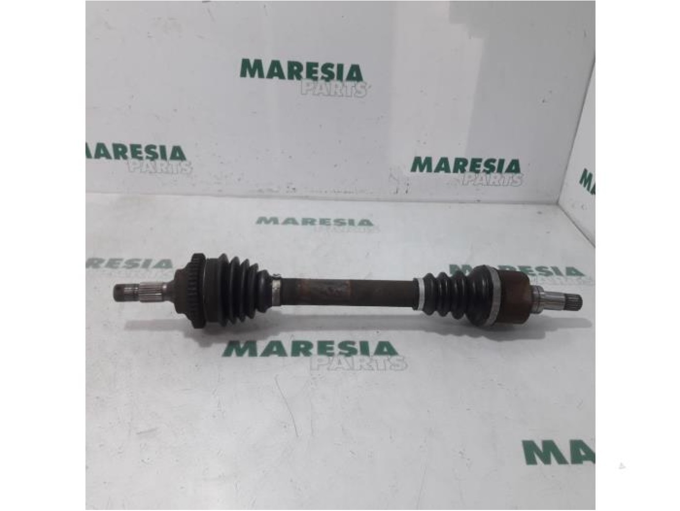 Peugeot - 206 - Aandrijfas links-voor