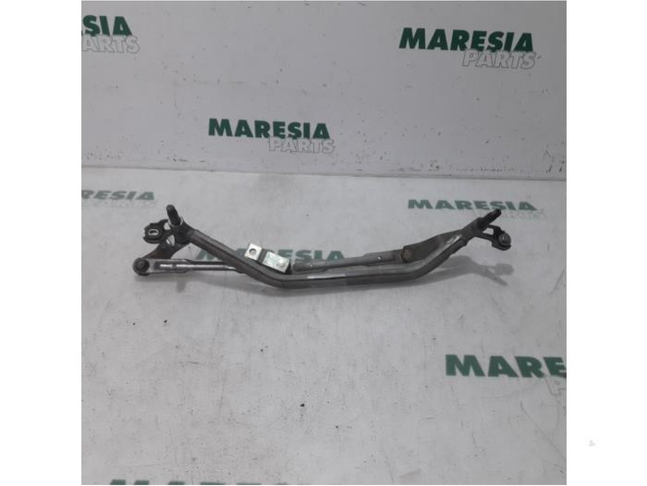 Peugeot - 207 - Wiper mechanism
