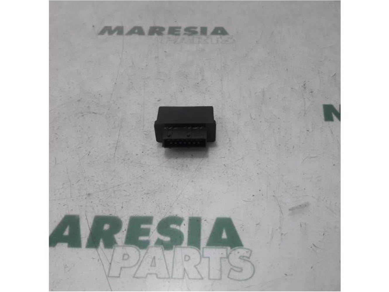 Peugeot - 207 - Relay