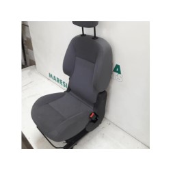 Peugeot - Partner - Sitz rechts