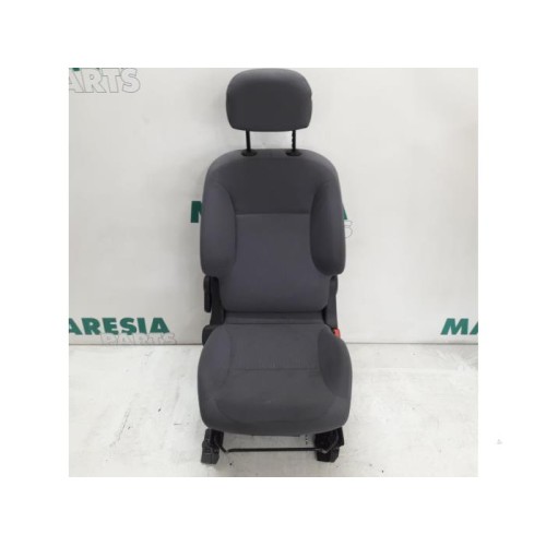Peugeot - Partner - Sitz rechts