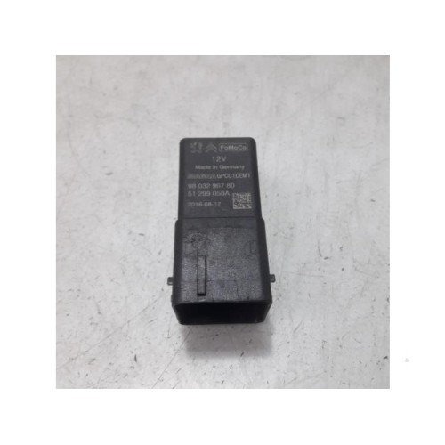 Peugeot - Partner - Glow plug relay