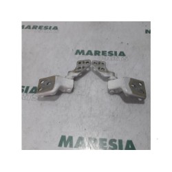 Peugeot - Partner - Rear door hinge, right