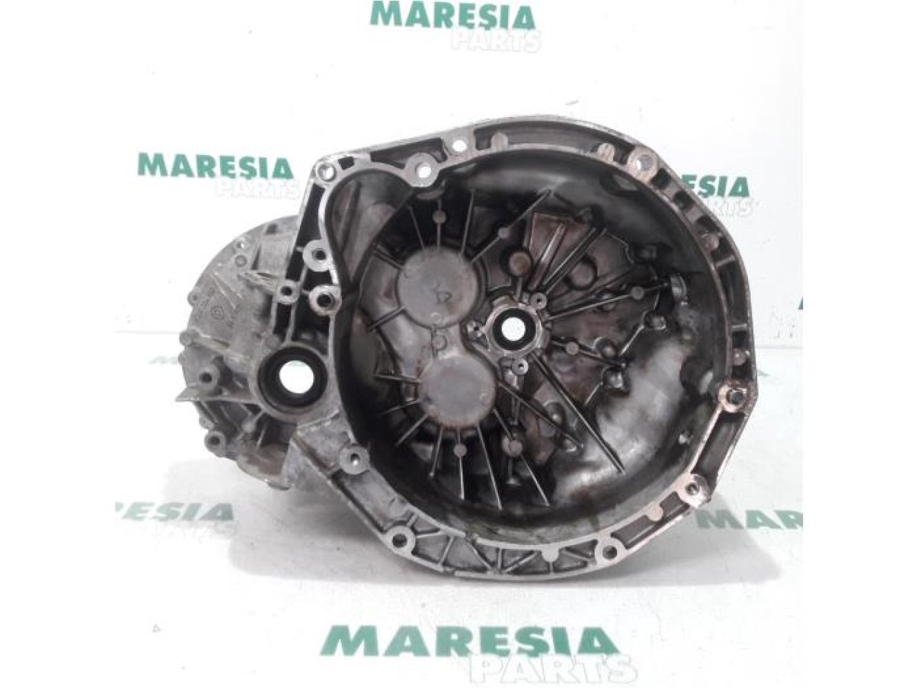 Renault - Espace - Gearbox casing