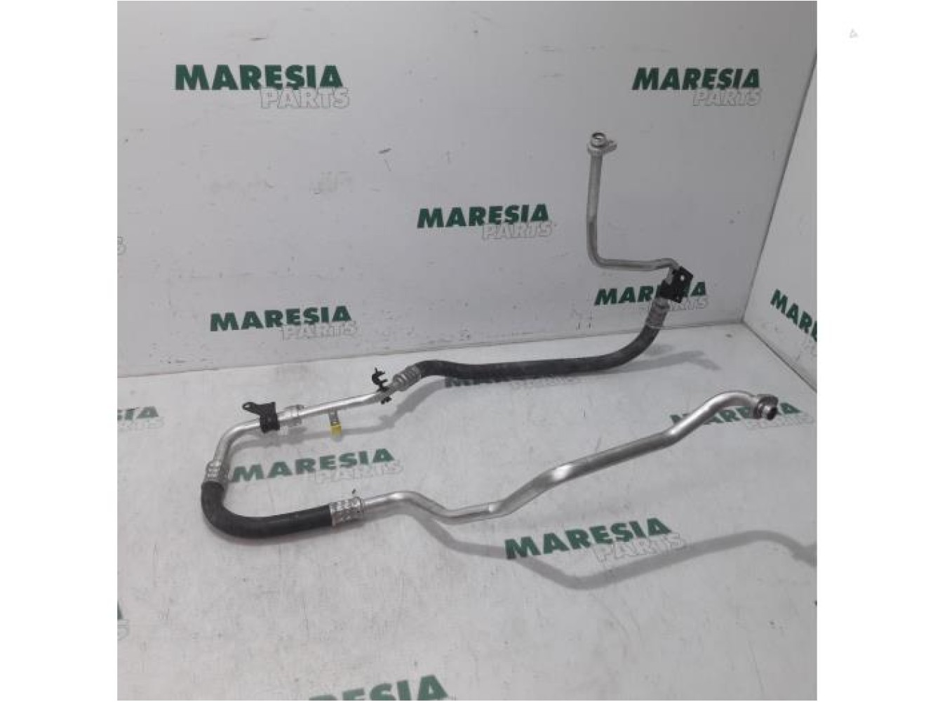 Renault - Megane - Air conditioning line