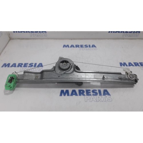 Renault - Megane Scenic - Window mechanism 4-door, front right