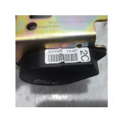 Renault - Megane Scenic - Rear seatbelt, centre
