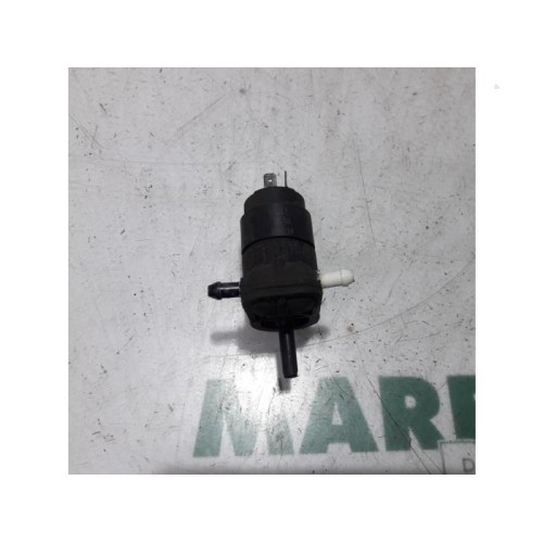 Fiat - Stilo - Scheibensprüherpumpe vorne