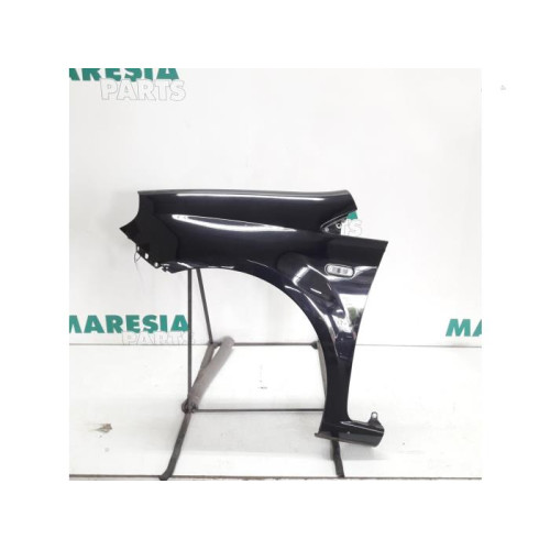 Fiat - Punto - Kotflügel links vorne